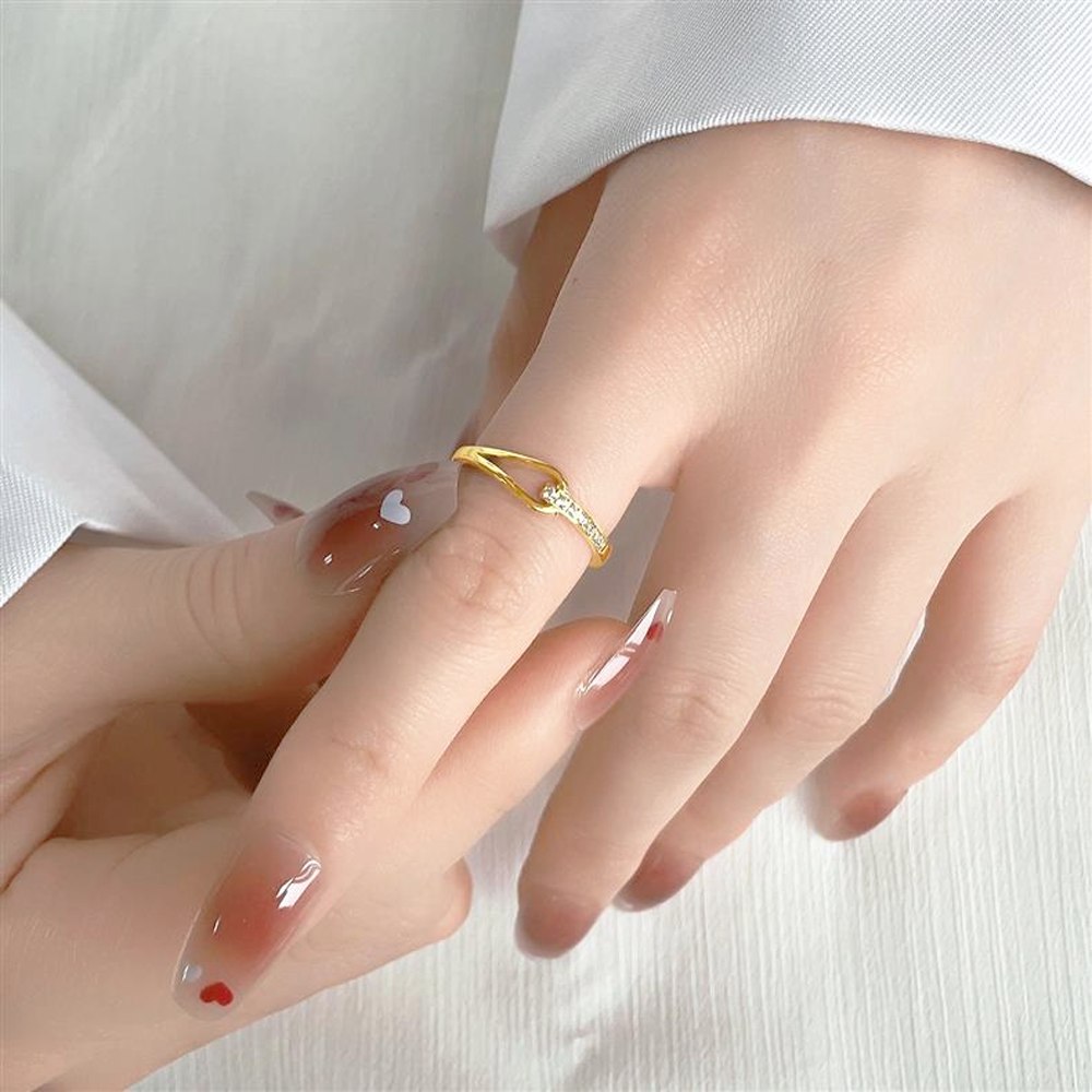 Nhẫn Amira